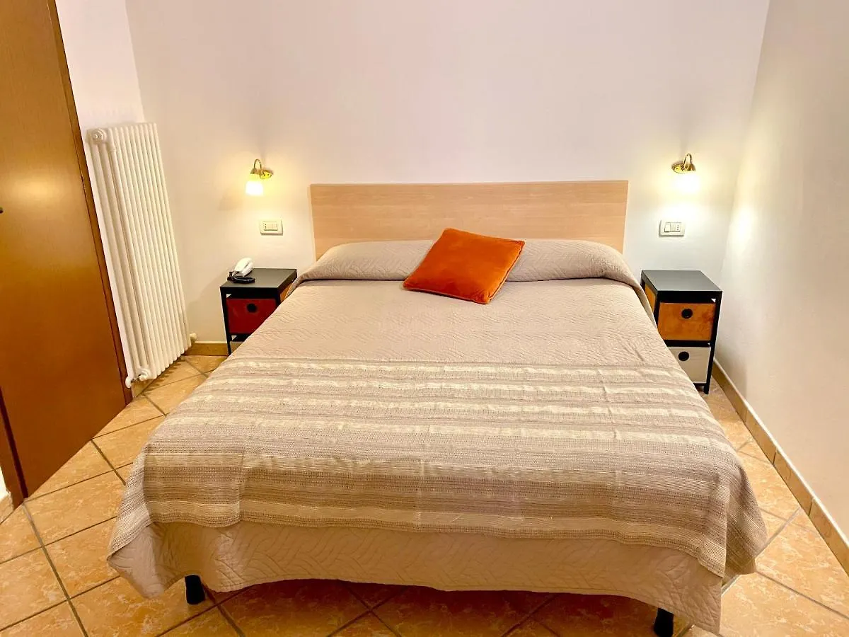 Residence Signa Perugia 2*,